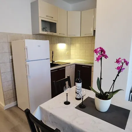 Apartments & Rooms Milena Vodice Kültér fotó