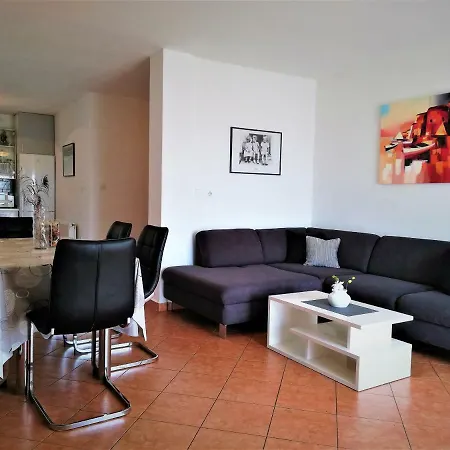 Apartments & Rooms Milena Vodice Kültér fotó