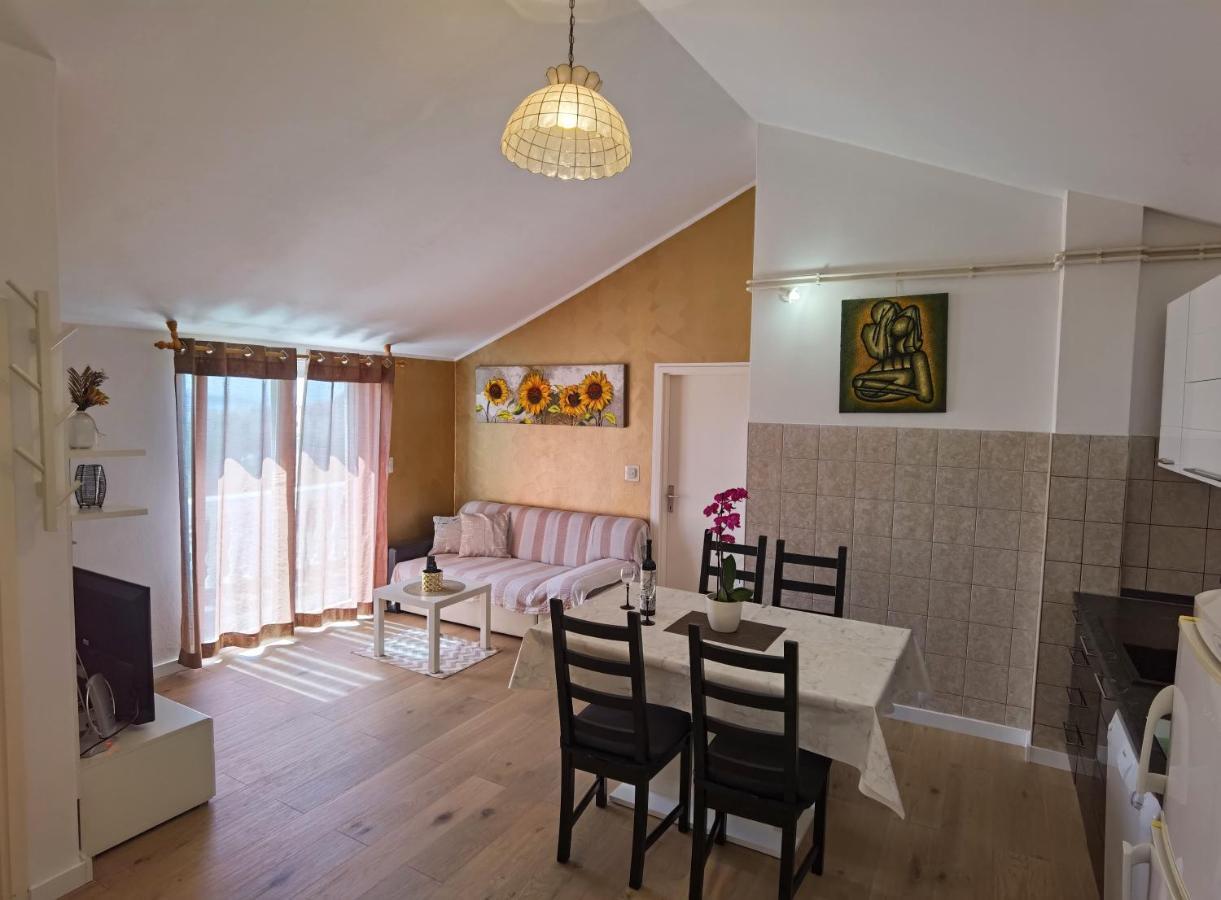 Apartman & Milena *
