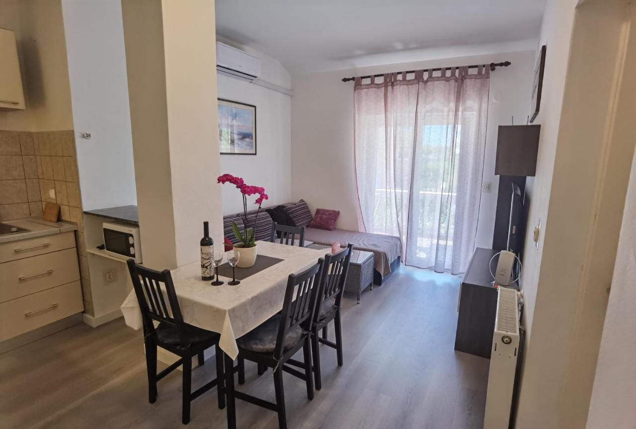 Apartment & Milena *