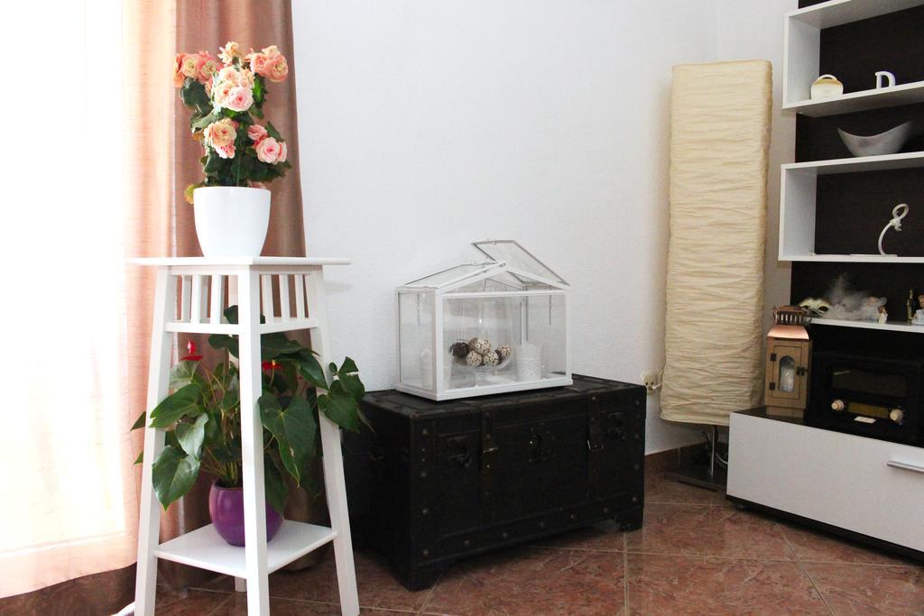 & Milena Vodice