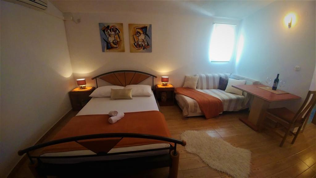 & Milena Apartment