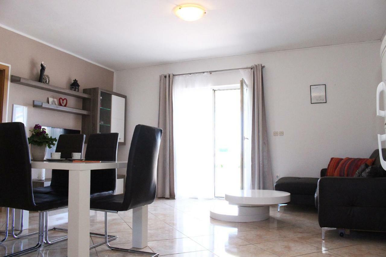 & Milena Apartment