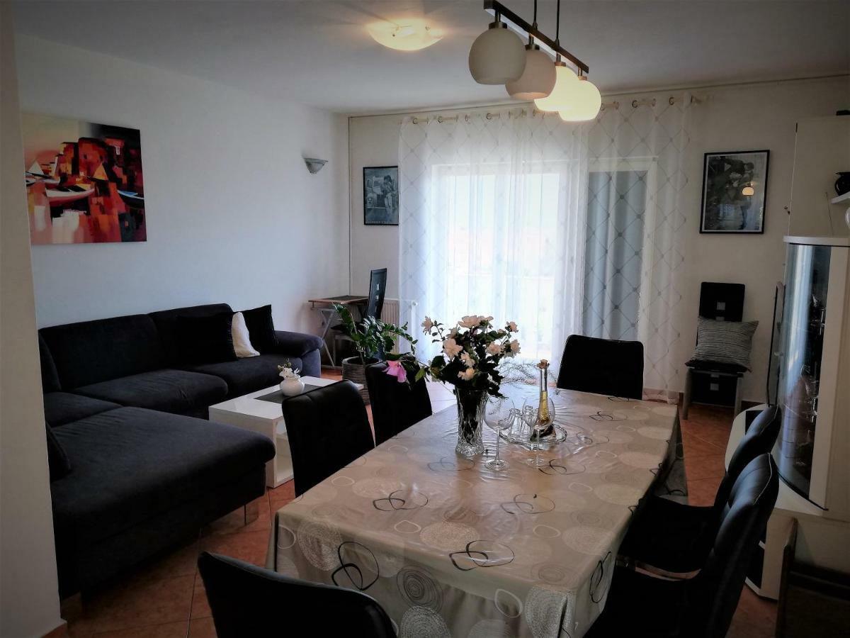 & Milena Apartment
